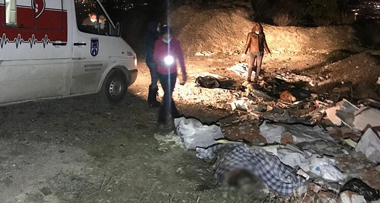 Ankara’da korkunç olay! Çuvalların içinde köpek ölüleri bulundu