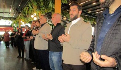 Nihat Köse dualarla anıldı