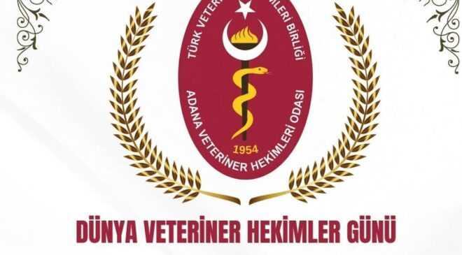 Çelenk Sunma Töreni