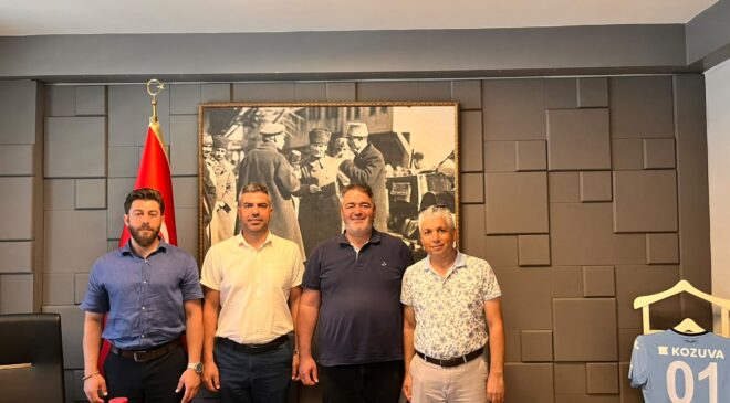 Aladağ Belediye Başkanı Sayın Kemal Özdemir’i makamında ziyaret ettik.